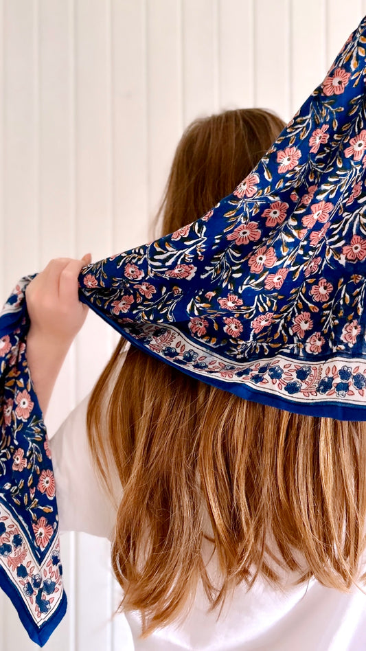 Foulard Adulte Bellis Nuit 100 cm