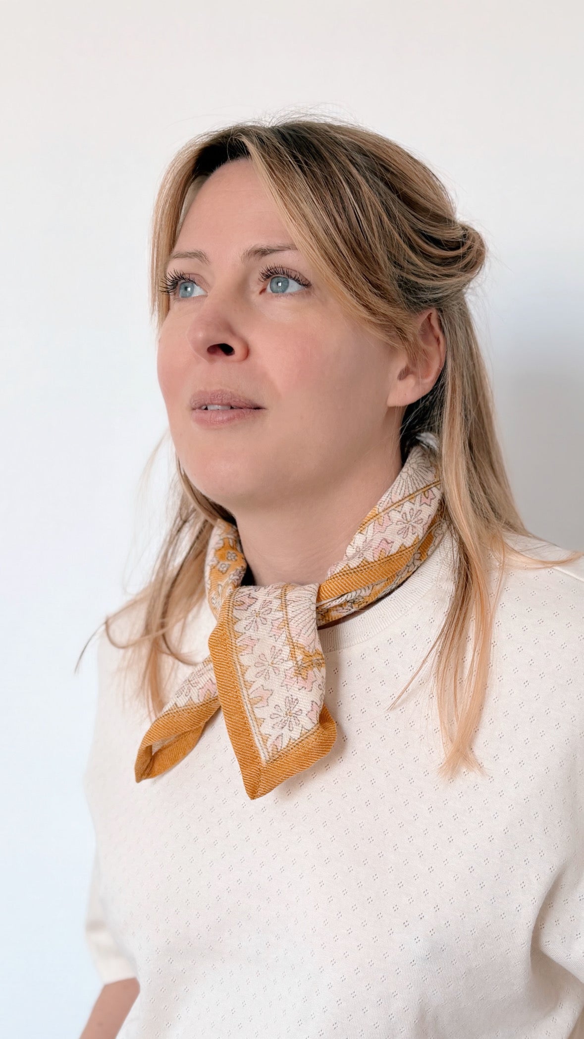 Foulard en Laine Safran 50 cm