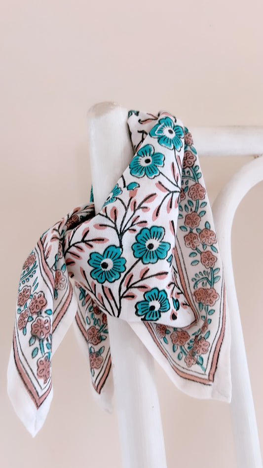Foulards Bébé, Enfant Bellis Aqua 5O cm